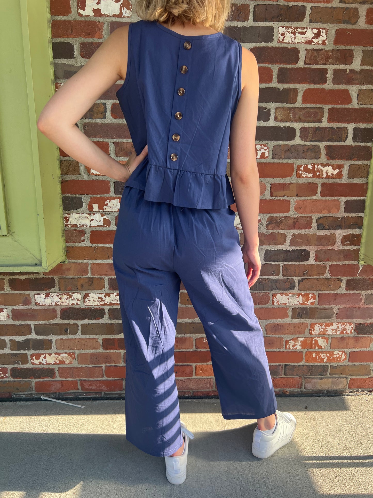 Sara Sleeveless Pant Set