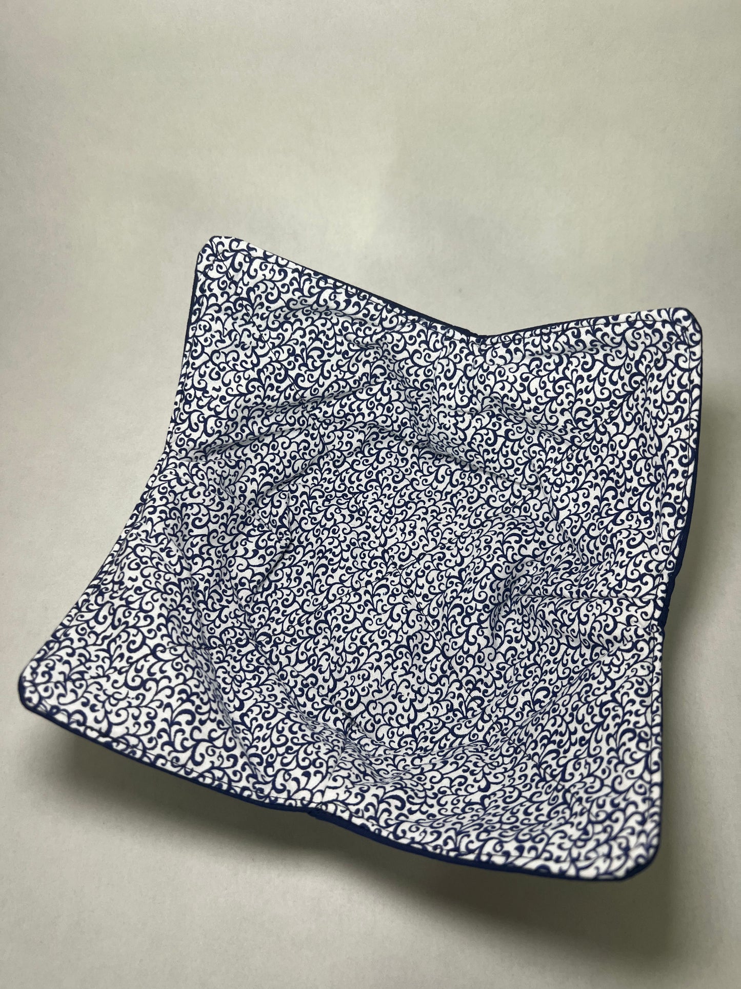 Swirl Microwave Bowl Cozy