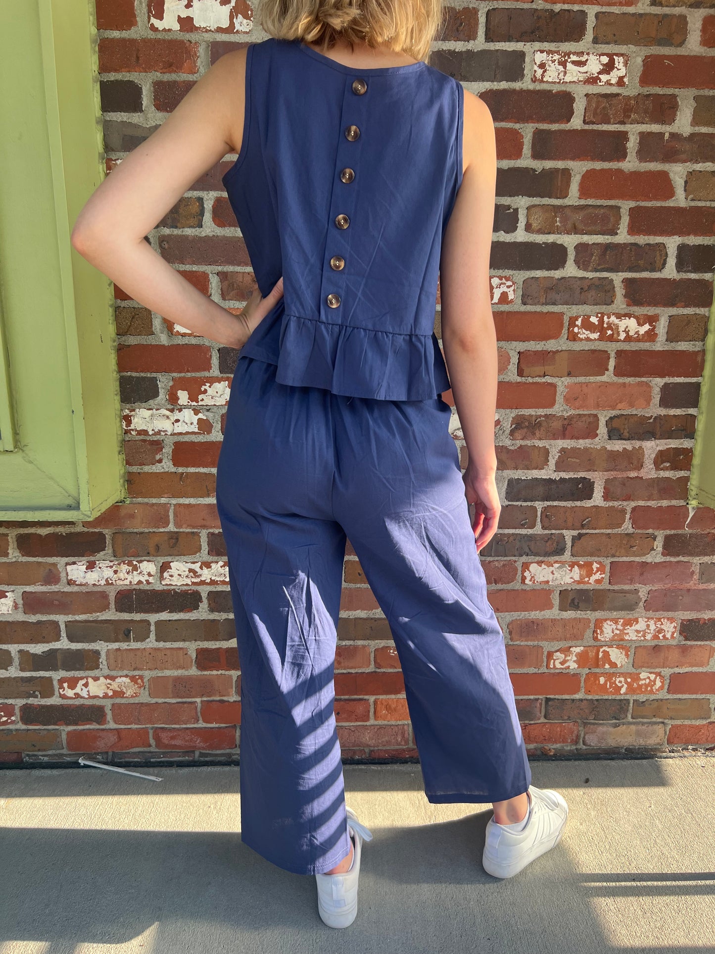 Sara Sleeveless Pant Set